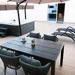 Doña Carmen 2 *